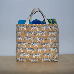 Beach Tote : Cheetah Walk