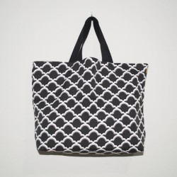 Beach Tote : Black Fish Scale