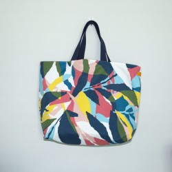 Beach Tote : Bold Palm Leaves
