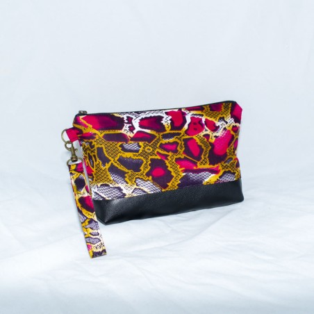 Kellie Wristlet : Snake Brights