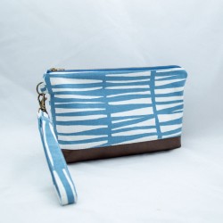 Kellie Wristlet : Tepao Leather