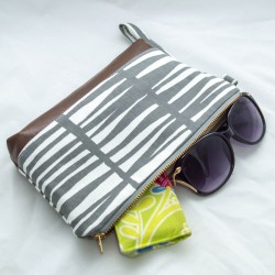 Kellie Wristlet : Tepao Leather