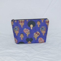 Kellie Pouch : Coiffed Crowns