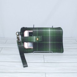 Phone Wristlet: Plaid
