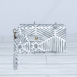 Phone Wristlet: Heni