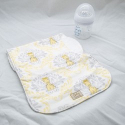 Burp cloth : Crowned