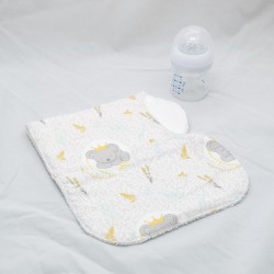 Burp cloth : Crowned